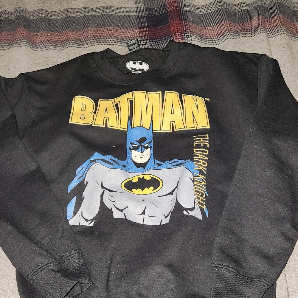 Batman Crew Kneck Sweatshirt Youth Size MED